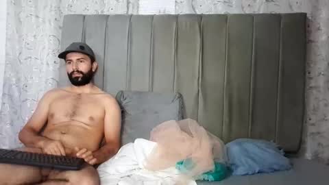 Snapshot of hotextremcouple chatting on October 18, 2025, 4:15 am hotextremcouple online show from October 18, 2025, 4:15 am