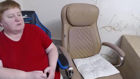Snapshot of hotfiremommy chatting on March 17, 2026, 6:22 pm LimonkaFire online show from March 17, 2026, 6:22 pm