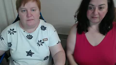 Snapshot of hotfiremommy chatting on March 26, 2026, 9:42 pm LimonkaFire online show from March 26, 2026, 9:42 pm