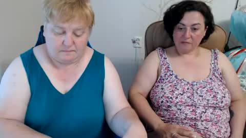 Snapshot of hotfiremommy chatting on July 27, 2026, 4:58 pm LimonkaFire online show from July 27, 2026, 4:58 pm