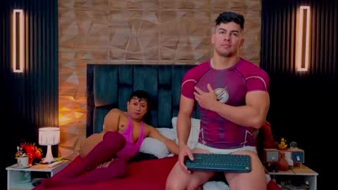 Snapshot of hotfuckers4uu chatting on September 29, 2025, 2:33 pm felipe marcello online show from September 29, 2025, 2:33 pm