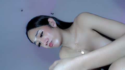 Snapshot of hotfuckingyumi chatting on January 7, 2025, 9:14 pm Yumi online show from January 7, 2025, 9:14 pm