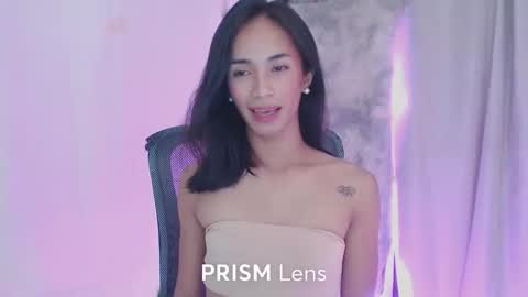 hotgirl_krisxx online show from April 2, 2026, 4:15 pm