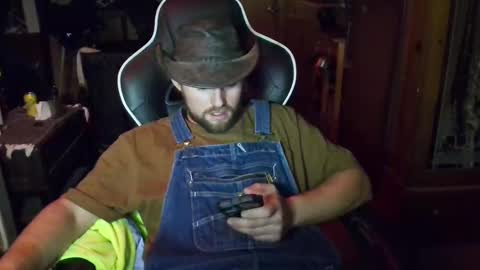 Snapshot of hothusband28931194 chatting on October 27, 2025, 7:56 am TW28 online show from October 27, 2025, 7:56 am