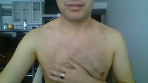 Snapshot of hotitan chatting on July 5, 2026, 4:25 pm hottitan twitter Marianoshcam online show from July 5, 2026, 4:25 pm