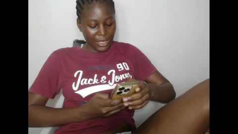 Snapshot of hotjessie0 chatting on January 11, 2025, 11:45 am hotjessie0 online show from January 11, 2025, 11:45 am