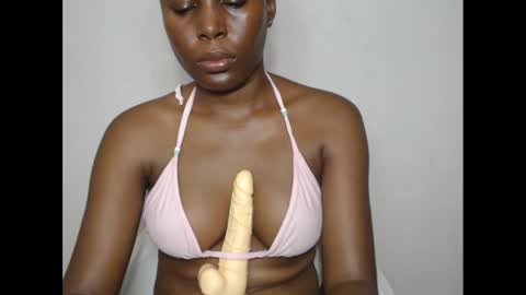 Snapshot of hotjessie0 chatting on February 5, 2025, 7:50 am hotjessie0 online show from February 5, 2025, 7:50 am