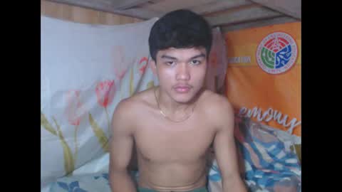 hotking_cummer online show from October 27, 2025, 5:33 am