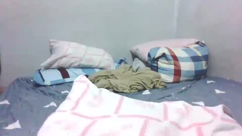 hotlavender online show from February 20, 2025, 5:12 am