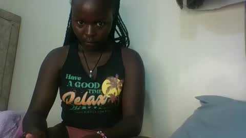 hotlina01 online show from June 2, 2026, 12:40 pm