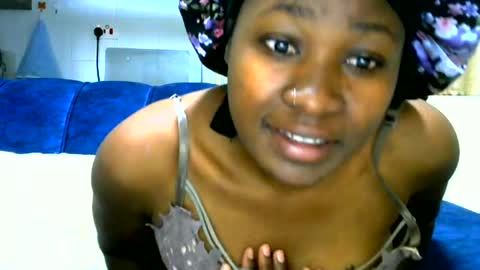 hotlips_ebony online show from June 27, 2026, 5:40 pm