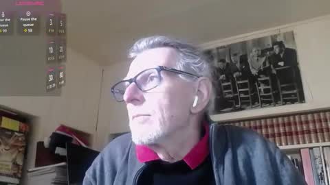 hotlux_54 online show from March 29, 2026, 1:22 pm