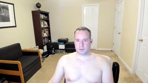 hotmale4u692000 online show from March 5, 2025, 4:02 am