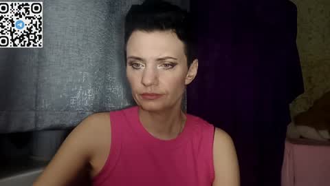 hotmamaqueen234 online show from April 4, 2026, 7:22 pm