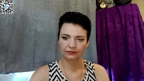Snapshot of hotmamaqueen234 chatting on May 22, 2026, 9:37 am hotmamaqueen234 online show from May 22, 2026, 9:37 am