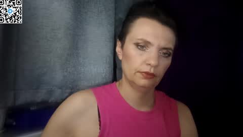 Snapshot of hotmamaqueen234 chatting on May 31, 2026, 6:20 pm hotmamaqueen234 online show from May 31, 2026, 6:20 pm