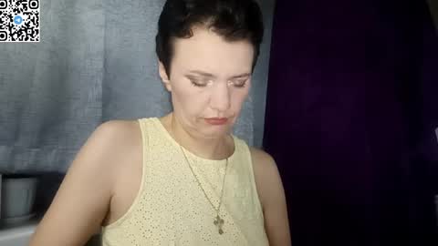 Snapshot of hotmamaqueen234 chatting on June 4, 2026, 9:21 pm hotmamaqueen234 online show from June 4, 2026, 9:21 pm