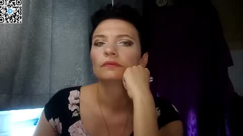 Snapshot of hotmamaqueen234 chatting on June 11, 2026, 10:46 am hotmamaqueen234 online show from June 11, 2026, 10:46 am