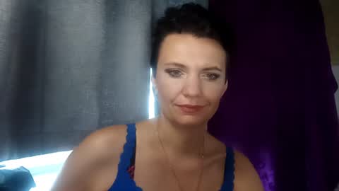 Snapshot of hotmamaqueen234 chatting on July 26, 2026, 8:10 am hotmamaqueen234 online show from July 26, 2026, 8:10 am