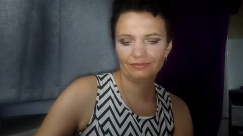 Snapshot of hotmamaqueen234 chatting on August 4, 2026, 8:22 pm hotmamaqueen234 online show from August 4, 2026, 8:22 pm