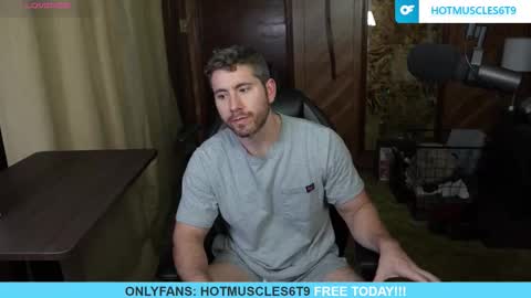 hotmuscles6t9 online show from March 16, 2026, 10:52 am