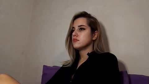 hotmusex online show from November 28, 2025, 12:08 pm