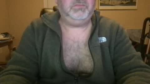 hotndirty72 online show from February 7, 2025, 4:48 am