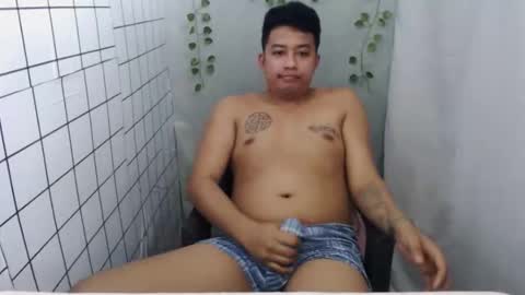 Snapshot of hotnielkhalifa chatting on October 11, 2025, 4:55 am neilkhalifa online show from October 11, 2025, 4:55 am