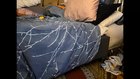 Snapshot of hotrox6942 chatting on February 18, 2026, 3:52 pm hotrox6942 online show from February 18, 2026, 3:52 pm