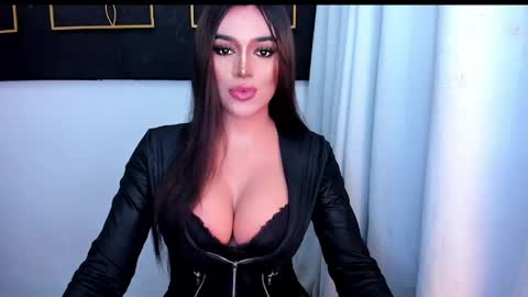 STELLA online show from April 21, 2026, 6:44 pm