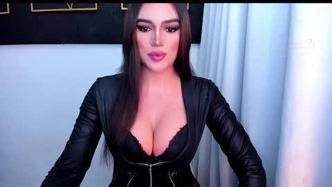 Snapshot of hotstellacumxxx chatting on May 2, 2026, 1:43 am STELLA online show from May 2, 2026, 1:43 am