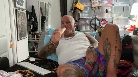 Snapshot of hotstuff775616 chatting on November 8, 2025, 4:56 am hotstuff775616 online show from November 8, 2025, 4:56 am