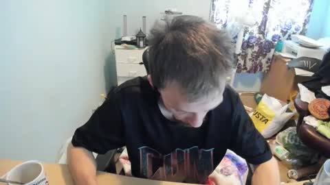 Snapshot of hotsummer1996 chatting on October 18, 2025, 8:04 am hot online show from October 18, 2025, 8:04 am