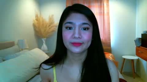 Snapshot of hotsweetangel00 chatting on September 12, 2025, 3:39 am Sweet Angel online show from September 12, 2025, 3:39 am