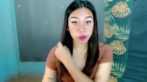 Snapshot of hott_cumforyou chatting on February 18, 2025, 1:54 am jelaigrande online show from February 18, 2025, 1:54 am