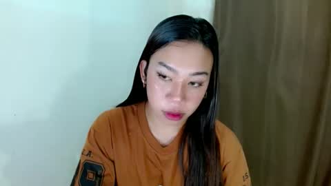 Snapshot of hott_cumforyou chatting on November 3, 2025, 4:25 am jelaigrande online show from November 3, 2025, 4:25 am