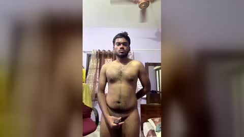 hottamilguy01 online show from March 18, 2026, 4:59 am