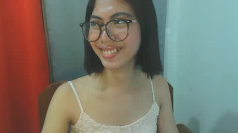 hottestdella69 online show from October 9, 2025, 3:15 am