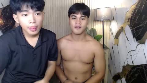 hottestloues online show from May 22, 2026, 5:18 pm