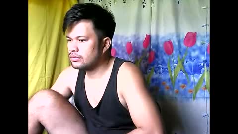 Snapshot of hottestpinoy2323 chatting on May 23, 2026, 2:39 am HottestPinoy32 online show from May 23, 2026, 2:39 am