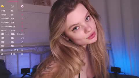 Snapshot of hottie_jane chatting on December 15, 2024, 11:42 pm Jane online show from December 15, 2024, 11:42 pm