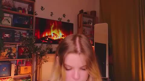 Snapshot of hottie_jane chatting on October 9, 2025, 8:07 pm Jane online show from October 9, 2025, 8:07 pm