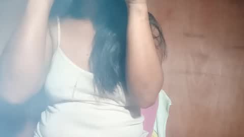 Snapshot of hottie_mama2022 chatting on December 29, 2024, 6:05 pm Lyn online show from December 29, 2024, 6:05 pm