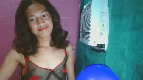 hottiest_luna online show from May 29, 2026, 6:33 am