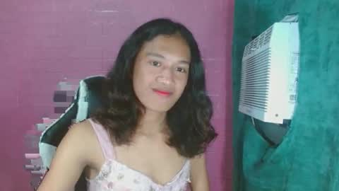 hottiest_luna online show from June 4, 2026, 2:56 pm