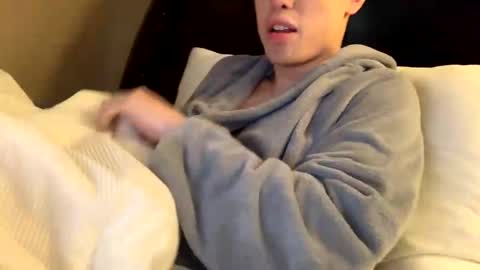 hottiewithabody101 online show from November 13, 2025, 7:35 pm