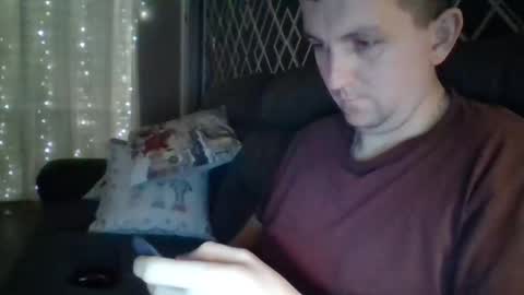 hotuk86 online show from January 15, 2025, 9:30 pm