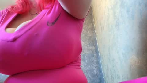 Snapshot of hotvany chatting on November 1, 2025, 7:32 am Goddess of Luv online show from November 1, 2025, 7:32 am