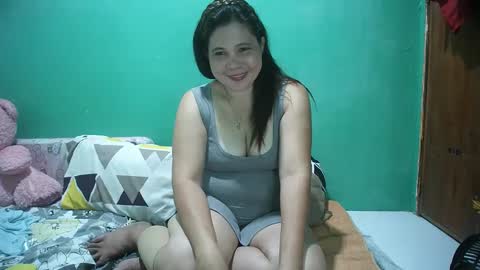 Snapshot of hotwetmommaxxx chatting on January 11, 2025, 2:09 am hotwetmommaxxx online show from January 11, 2025, 2:09 am