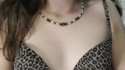 Hotwixx online show from March 1, 2026, 11:51 pm